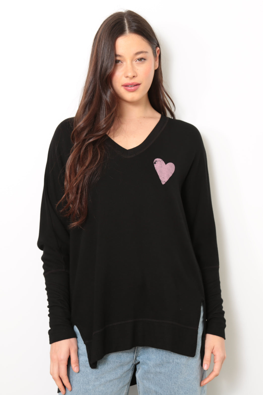 CARRIE - SMALL DISTRESSED HEART - BLACK SAND - FALL24