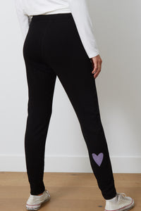 GIGI - DISTRESSED HEART