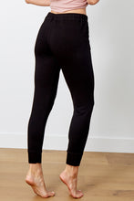 Load image into Gallery viewer, GIGI - MAGIC HAPPENS
